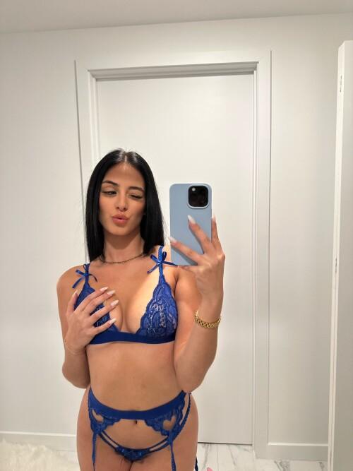 realcamillaara photo