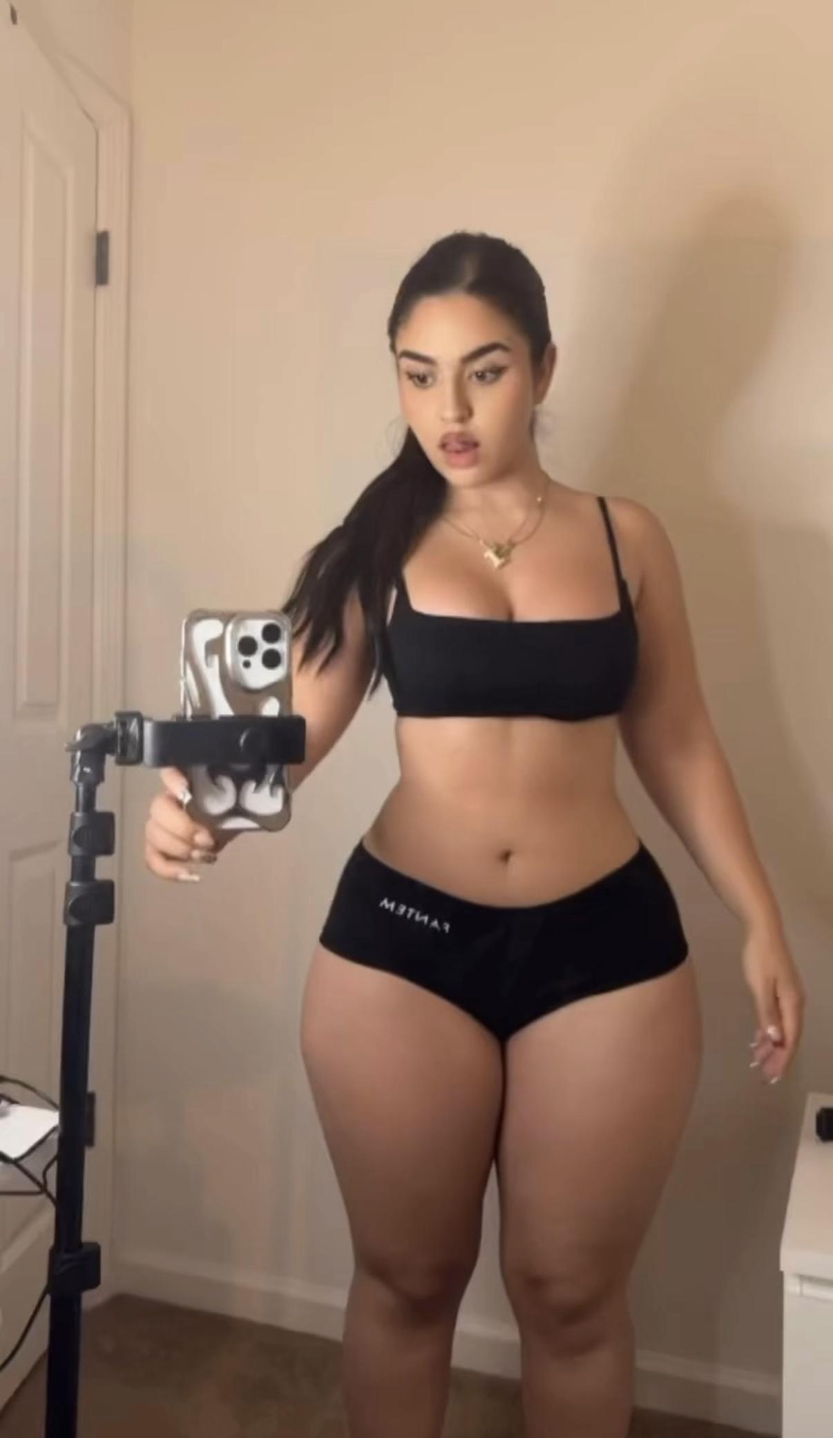 melkoneko video
