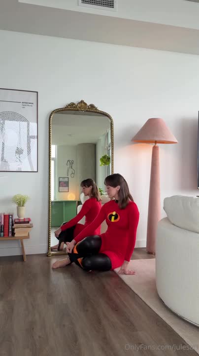 jules_arii video