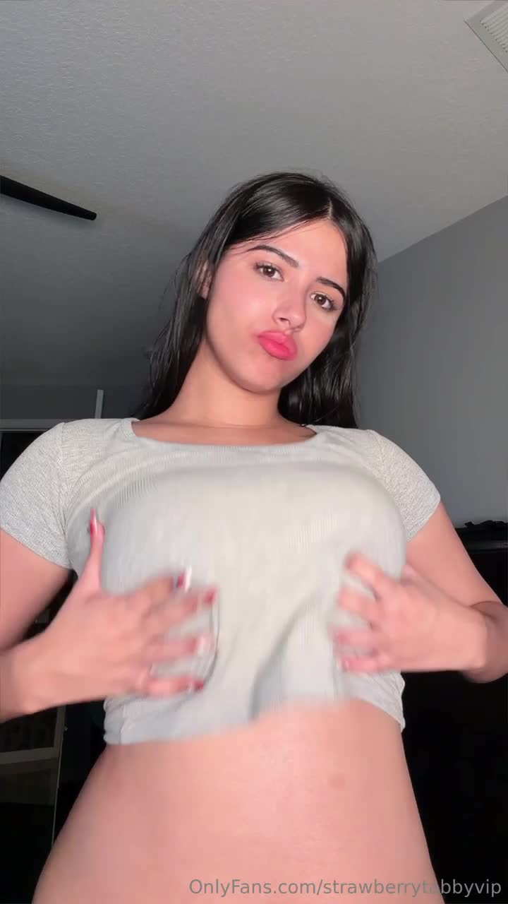strawberrytaby видео