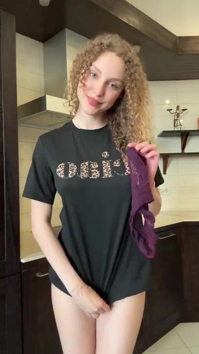zoeycurly 動画