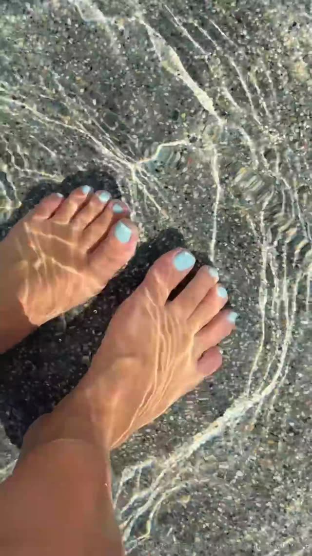 kirstentoosweet