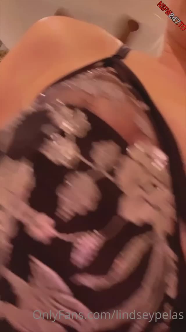 lindseypelas vidéo