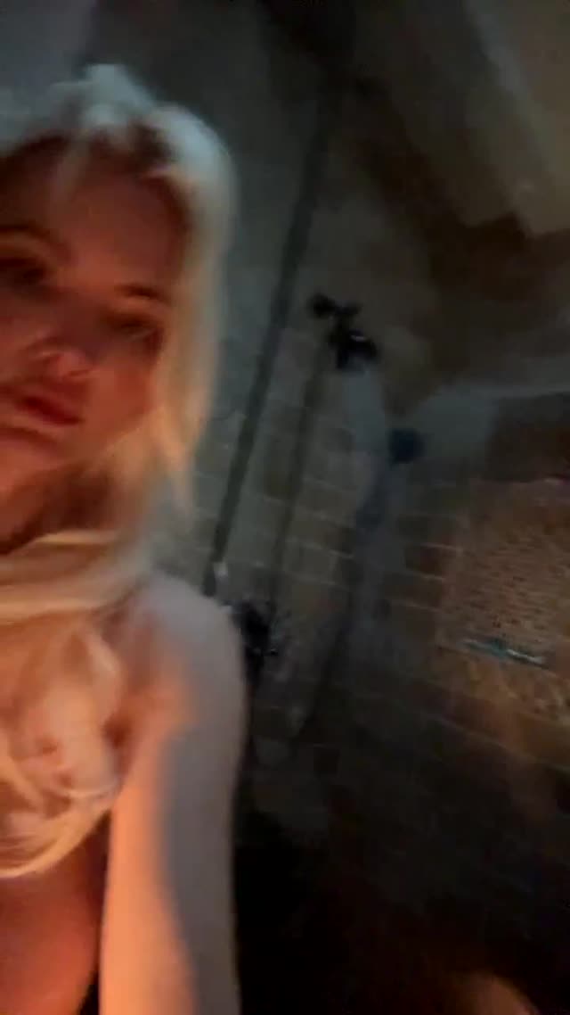 lindseypelas video