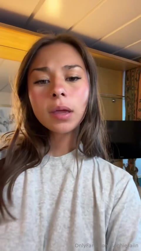 sophieraiin Video