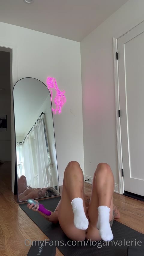 loganvalerie