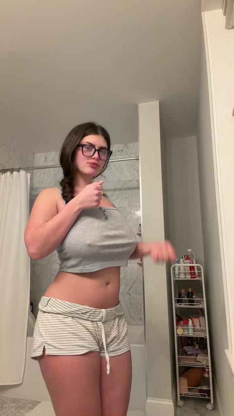 colleen.333 Video