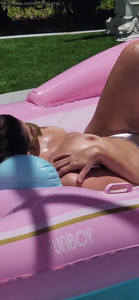 chloelamb 動画