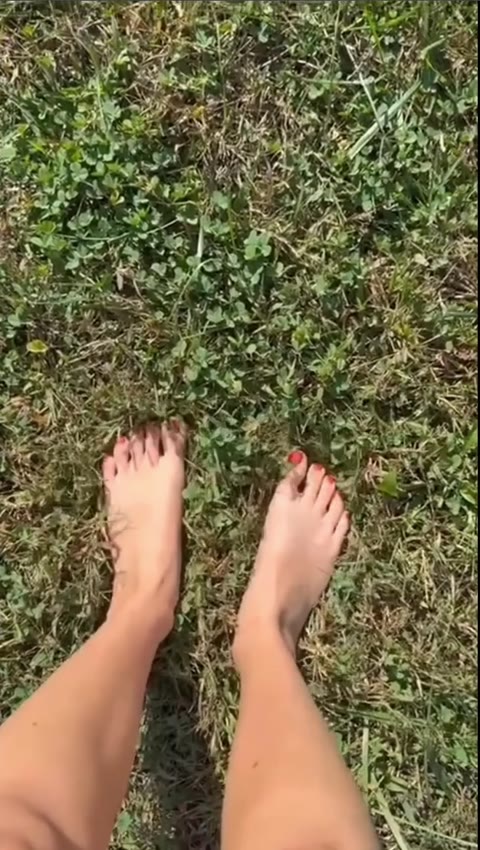 halieywelch 動画